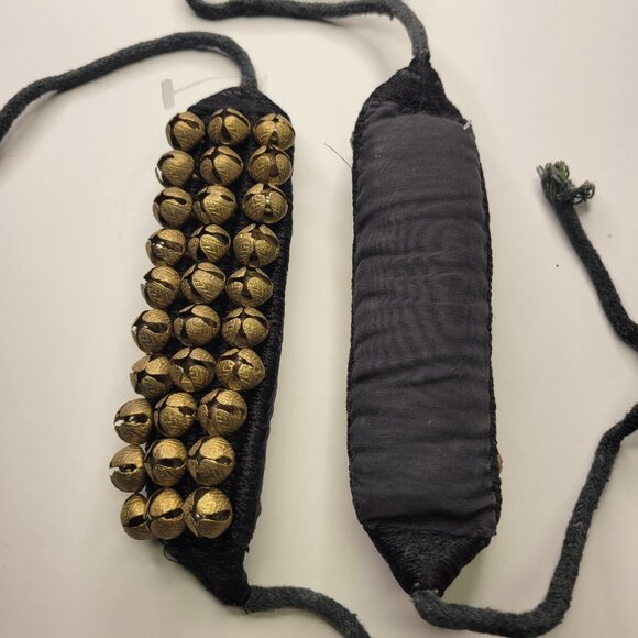 Belly Dance Anklets Brass Bell Bollywood Dance Costume Party Anklets -one pair - Picture 6 of 7